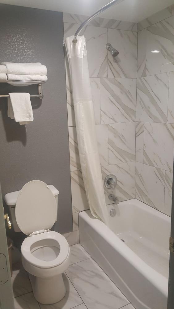 Americas Best Value Inn San Antonio - At&T Center/Fort Sam Houston Esterno foto