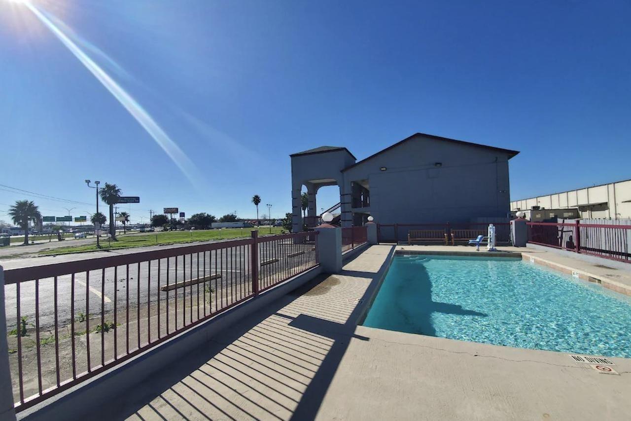 Americas Best Value Inn San Antonio - At&T Center/Fort Sam Houston Esterno foto