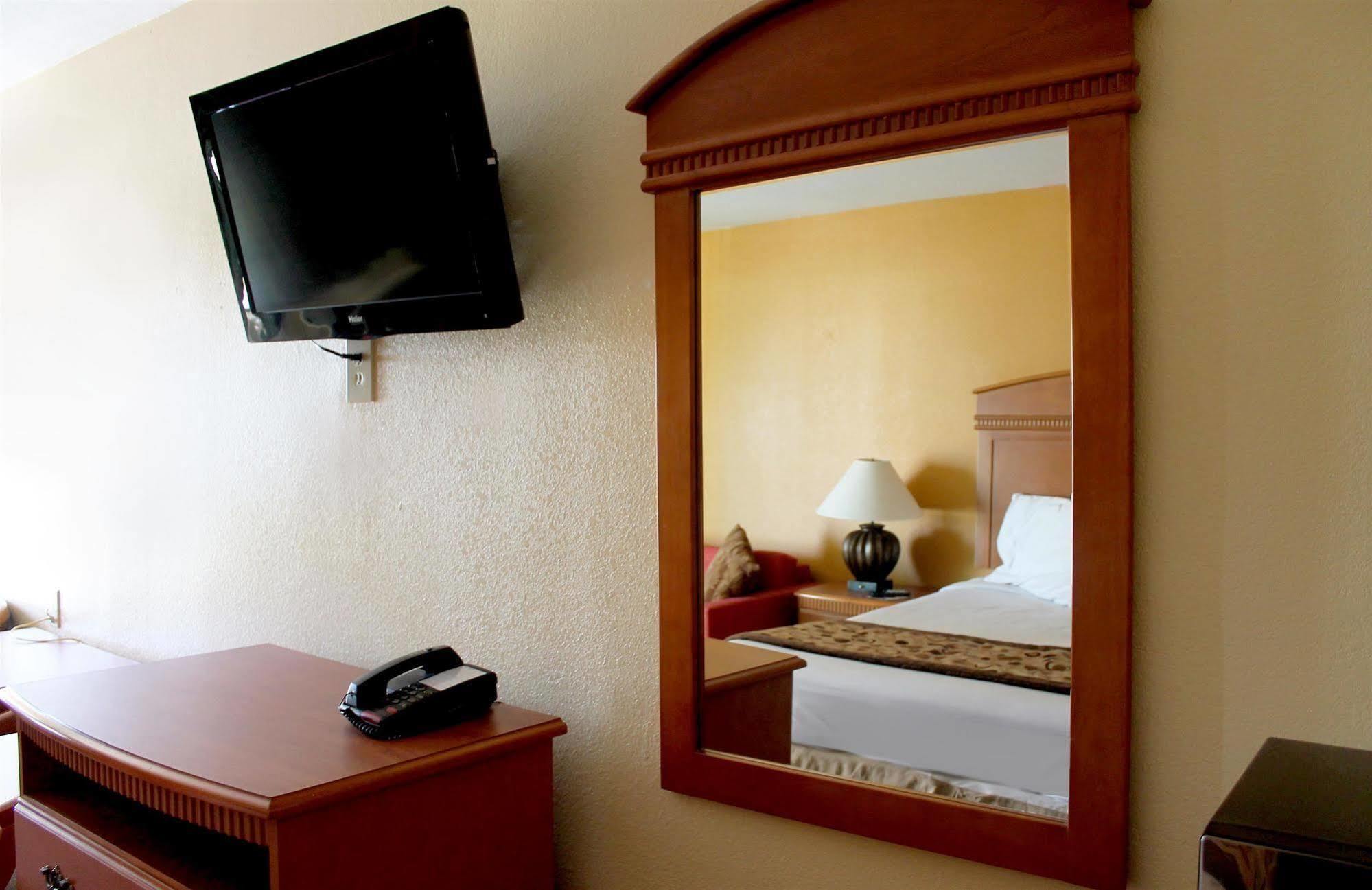 Americas Best Value Inn San Antonio - At&T Center/Fort Sam Houston Esterno foto