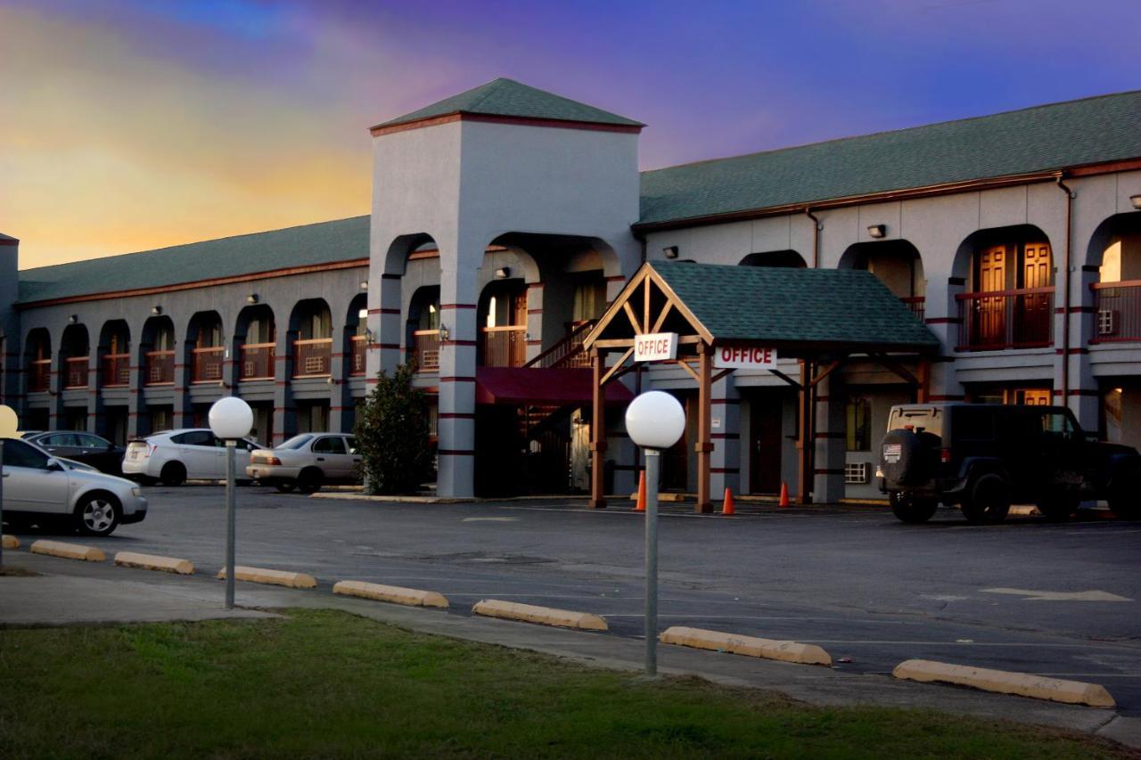 Americas Best Value Inn San Antonio - At&T Center/Fort Sam Houston Esterno foto