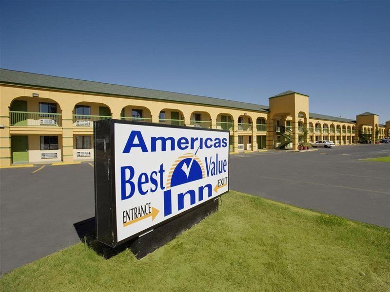 Americas Best Value Inn San Antonio - At&T Center/Fort Sam Houston Esterno foto